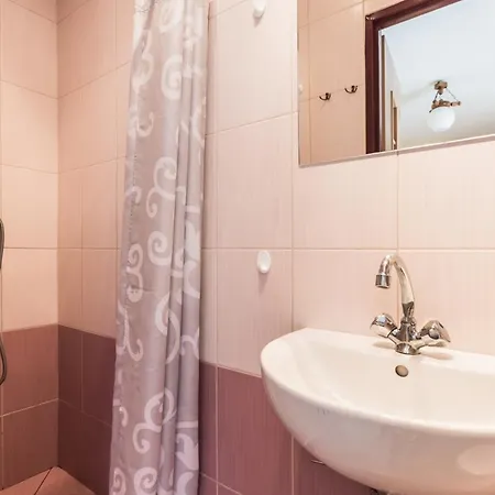 Prywatne Hala Szkolna Apartmán